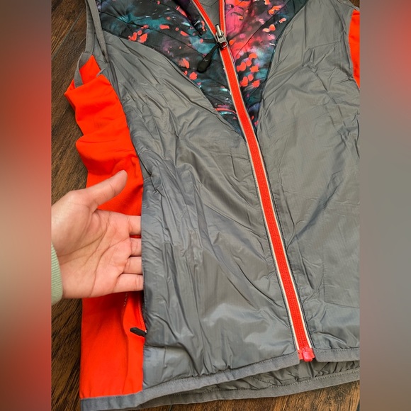 REVERSIBLE Mission - Vest - Picture 3 of 16